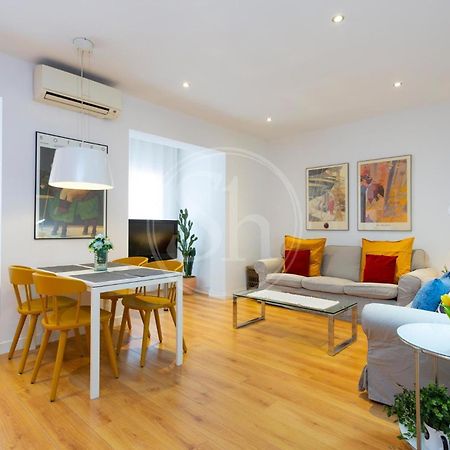 Bonito Apartamento Cerca De La Sagrada Familia Barcelona Exterior foto